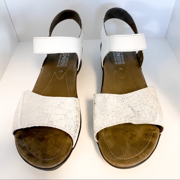 Mephisto Patti Sandal - Picture 3 of 5